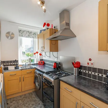 The Restalrig * Edinburgh