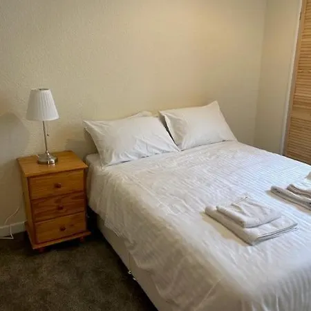 Apartamento Royal Mile Tron Square 3 Double Bedrooms Fantastic Location Parking