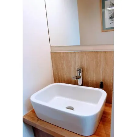 Apartment Bright Modern Arthurs Seat 2 Bedroom Edinburgh