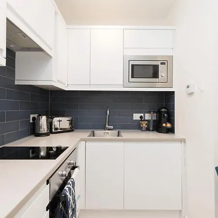 Argyl - Old Town Mews With Parking