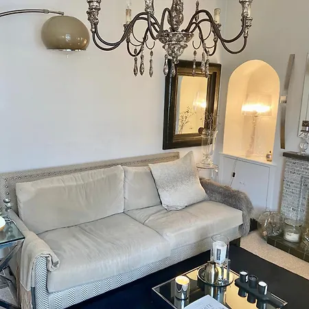 Wonderwall - Huge Garden In Luxury House - Free Parking *