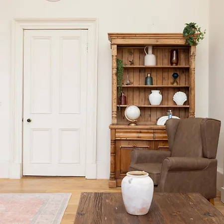 Joivy Exclusive House With Free Parking