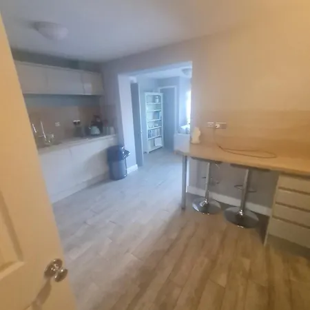 Edinburgh- 2 Double Available