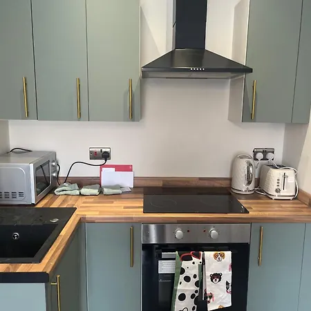 Апартаменты Stylish Fringe Flat Near Leith Walk Fast Wi-fi & Self Check-in *