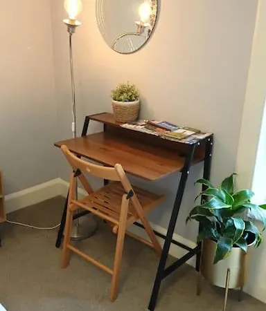 Stylish 1 Bed Flat On Royal Mile Oldtown# Apartament *