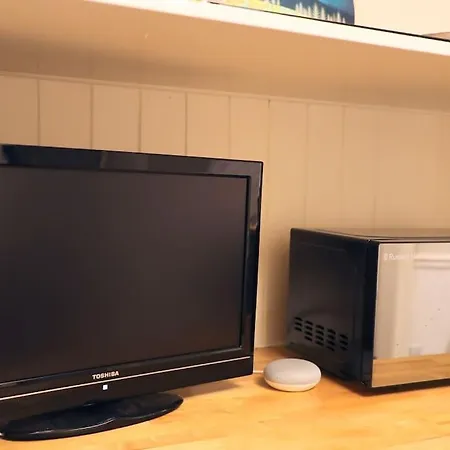 Stylish 1 Bed Flat On Royal Mile Oldtown# 아파트 *