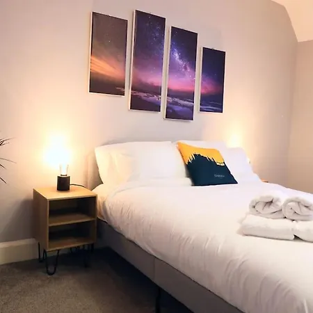 Stylish 1 Bed Flat On Royal Mile Oldtown# Edynburg