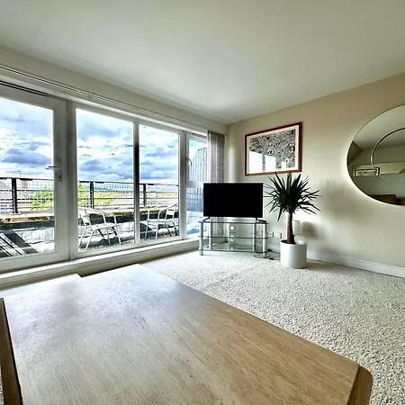 شقة Appins Penthouse Luxury - Fast Wifi & Free Parking إدنبرة