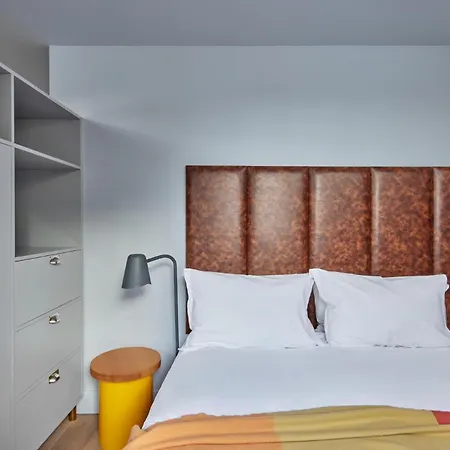 Eden Locke Aparthotel EDI