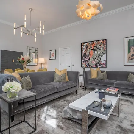 Georgian Gem In The New Town * Edinburgh