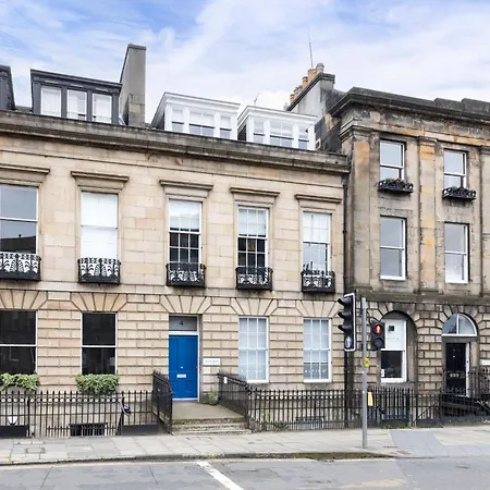 Joivy Spacious Next To West End *