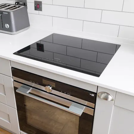 Joivy Spacious Next To West End *