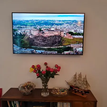 223 Websters Land - Stunning Castle View