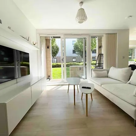 Modern Flat In With Free Parking Edinburg