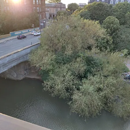 Apartment Amazing Water Of Leith View In Leith Edinburgh