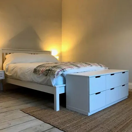 Relax In Style In Edinburghs Buzzing West End Appartement Édimbourg