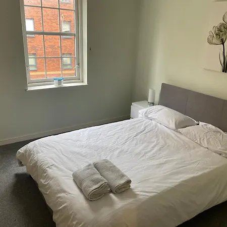 Entire Flat In 公寓 *