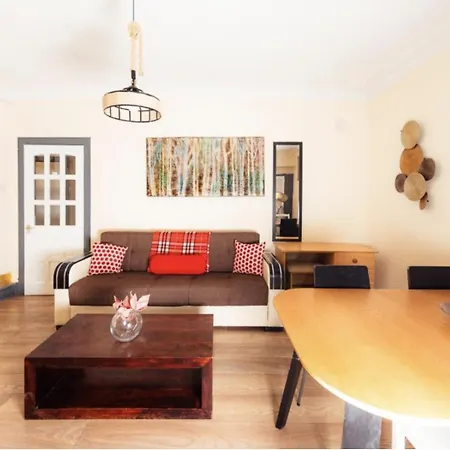 Apartment Warm & Welcoming Apartment, City Center - Meadows 4