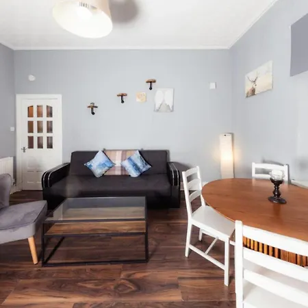 Warm & Welcoming Apartment, City Center - Meadows 8 * Edinburgh
