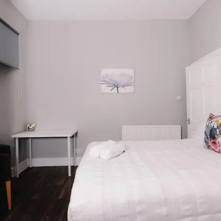 Apartment Warm & Welcoming Apartment, City Center - Meadows 8 Edinburgh