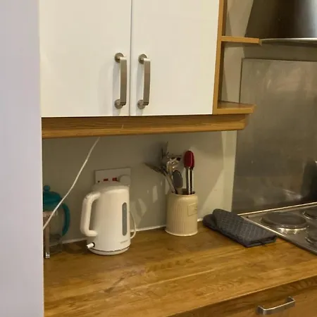 Joivy Inviting 2-bed Flat Close To City Centre Appartamento