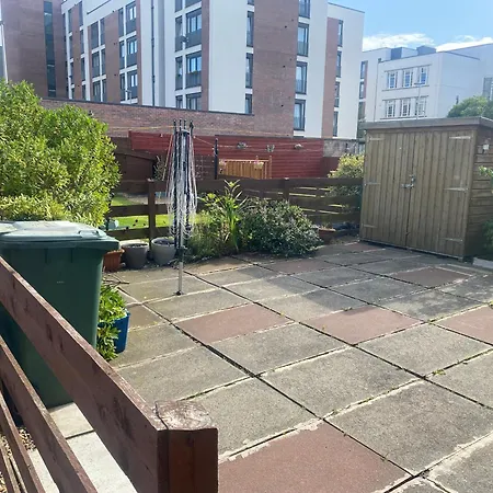 Lägenhet Pilton Spacious 2br Gfl