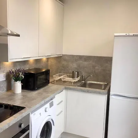 Pilton Spacious 2br Gfl Apartament *