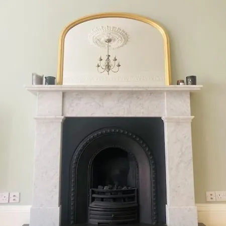 Bright 2 Bed In Bruntsfield - Centre Apartment Edinburgh