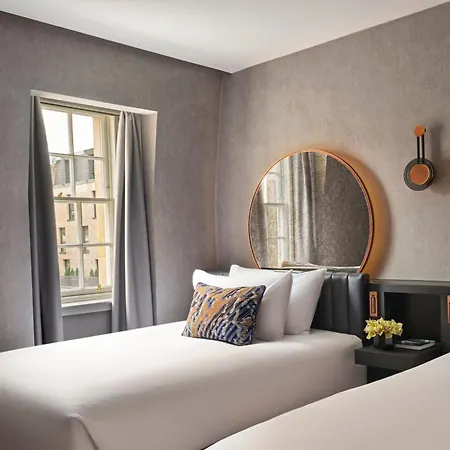 Hotel W 5*