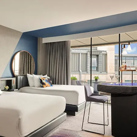 Hotel W 5*