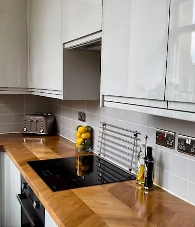 A Luxurious Wee Retreat On The Royal Mile Old Town Apartment *