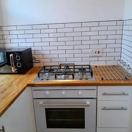 Lägenhet Cosy 2 Bed Edinburg