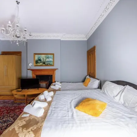 Comfortable And Spacious Retreat By The Meadows! Apartamento *