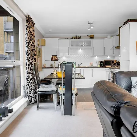 Auteil By Bonjour Residences * Edinburgh