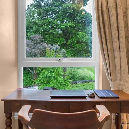 Auteil By Bonjour Residences Apartment Edinburgh