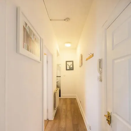 Warm & Welcoming In City Centre - Meadows 6 Edinburgh