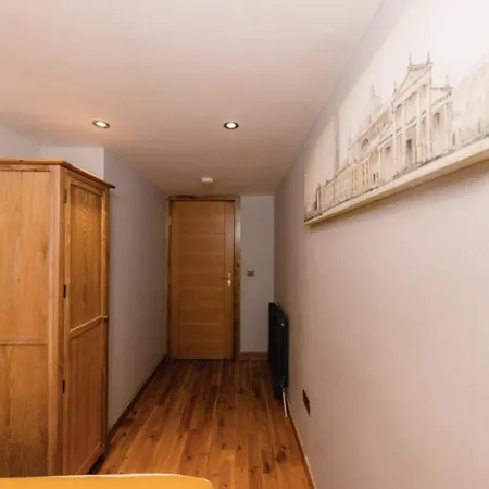 Superb Luxury By Canal - Central
