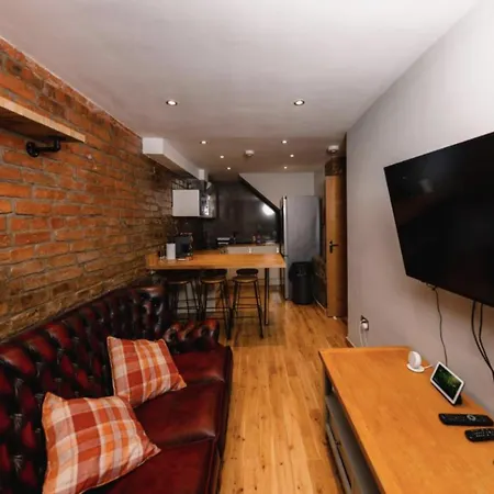 Superb Luxury By Canal - Central