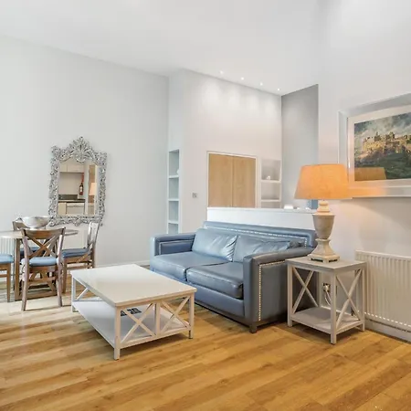 Princes Street 4*