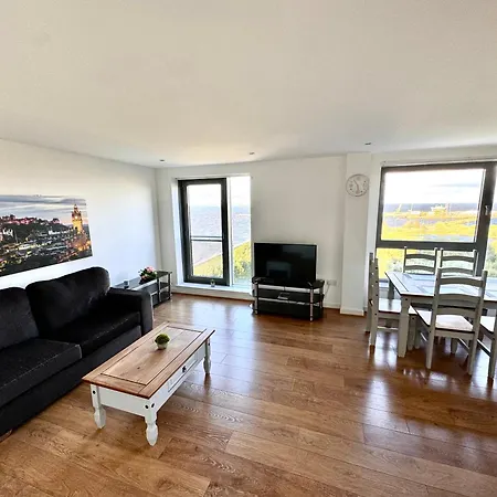 Apartment Britannia Ocean Park - Oceanfront And Sea View - Free Parking & Fast Wifi *