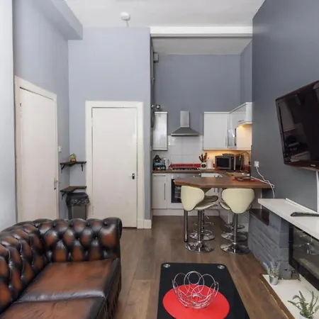 Warm By Holyrood Palace! Apartmán *