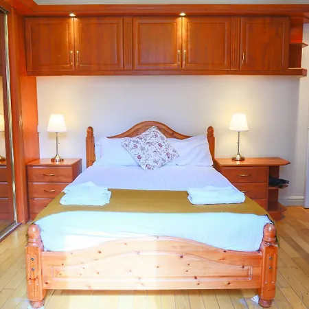 Royal Mile Escape - Five Bedrooms 公寓 *