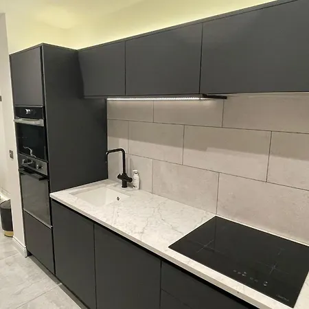 2bedroom & Steam Room! * Edinburgh