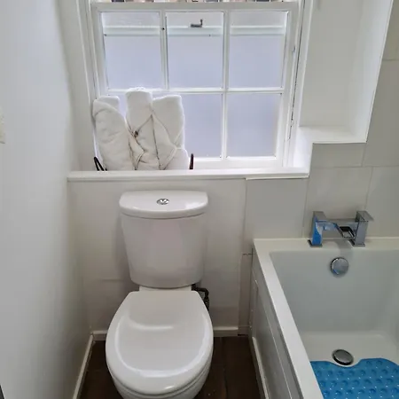 Apartment 223 Websters Land - Stunning Castle View *