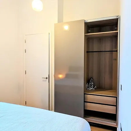 Luxury In Center Apart-hotel *