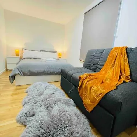 Close To Holyrood And Arthur Seat, Beautiful Scenic Views Apartmán *