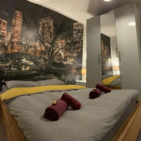 Rena- Bright And Modern City Center Apartment. Apartment *