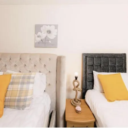 Warm & Welcoming By The Meadows! City Center 7 * Εδιμβούργο