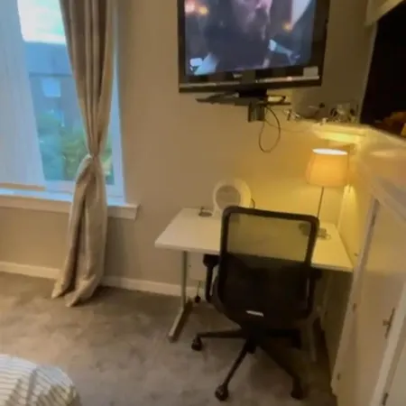 Privatunterkunft In A *