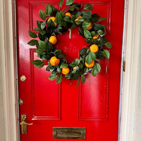 The Red Door, Two-bedrooms Апартаменты *